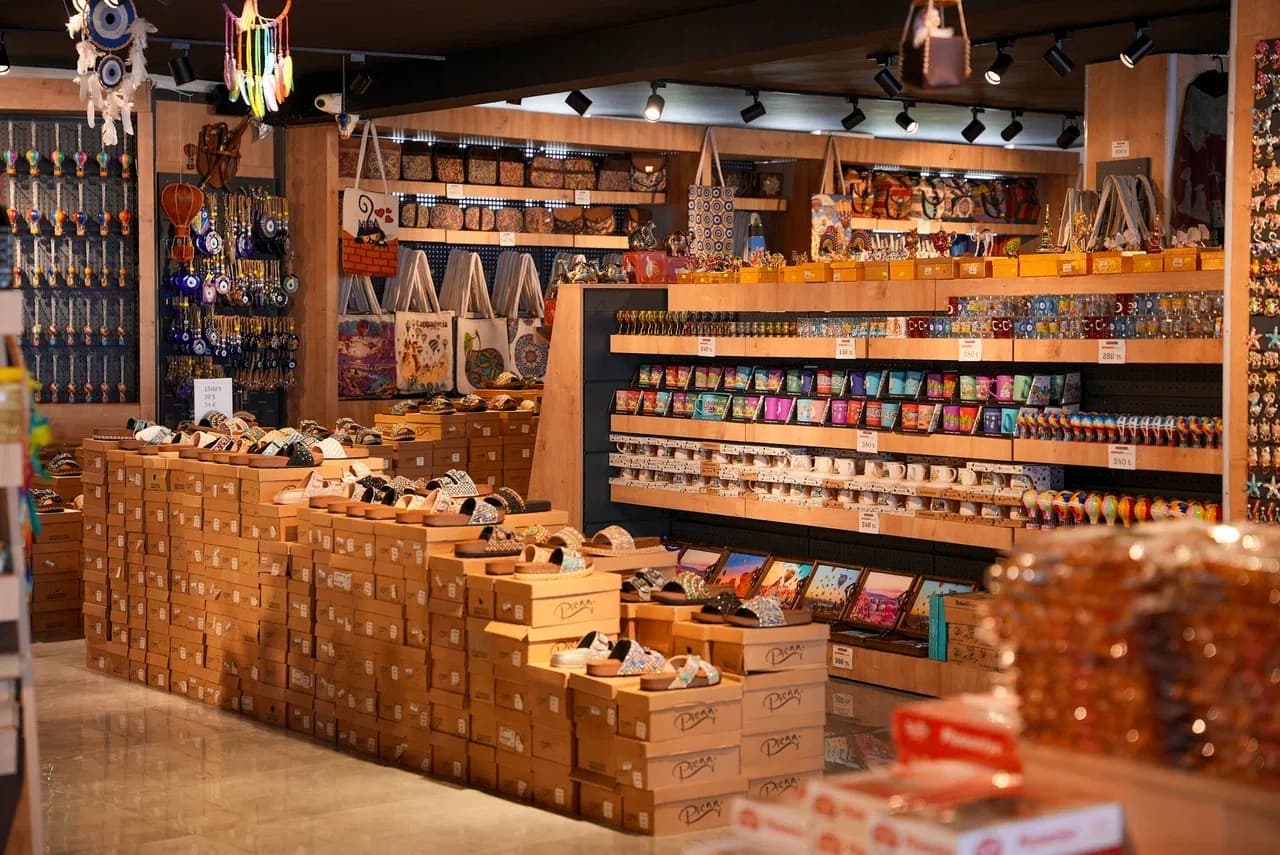 Anatolia Bazaar Galerisi — görsel 1